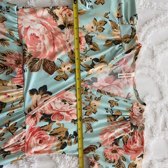 🎉SOLD LOCALLY🎉 Orange creek floral dress Small - Picture 4 of 4